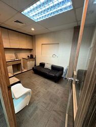 High Street Centre (D6), Office #601034771